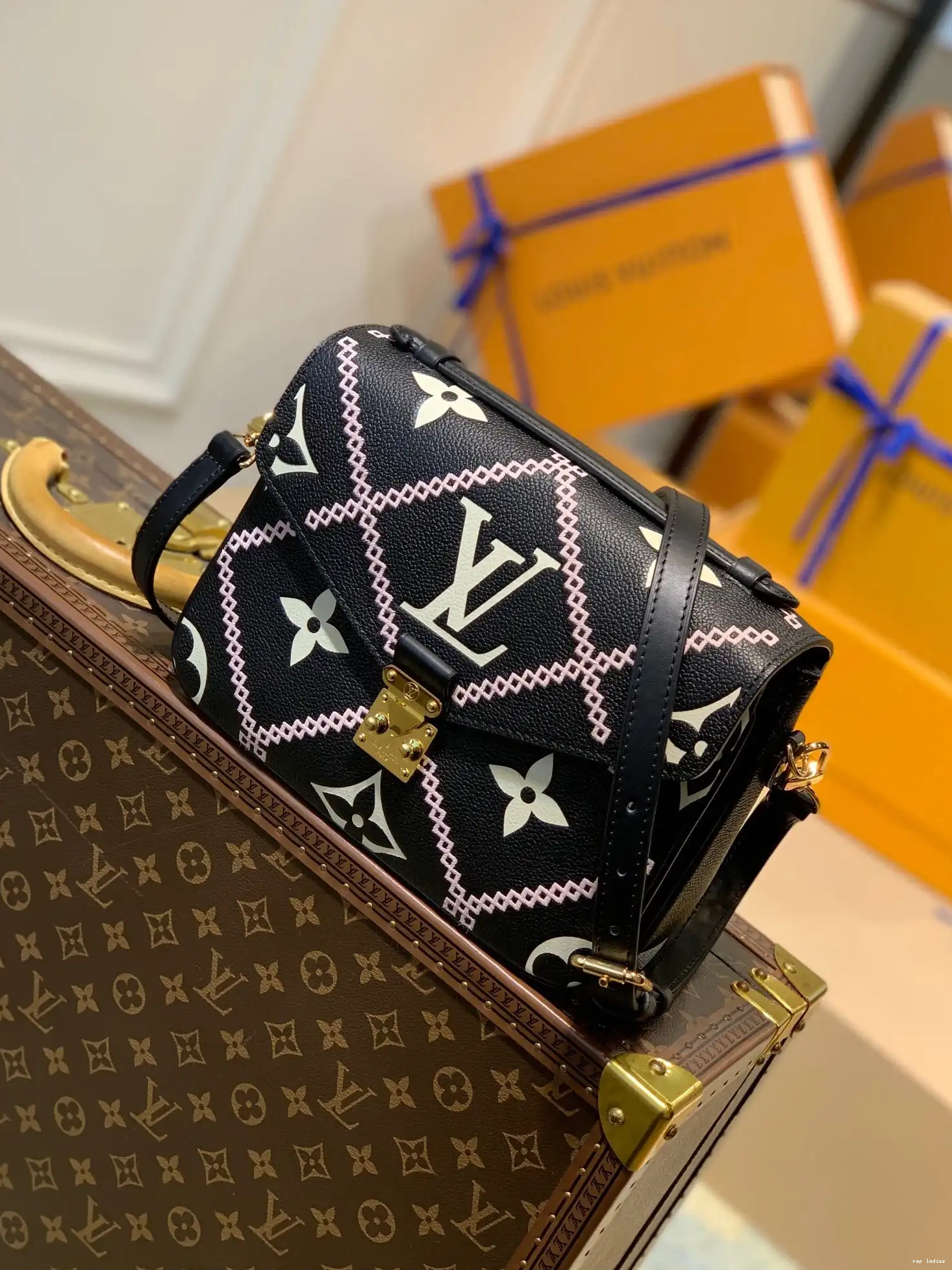 Cheap POCHETTE LOUIS VUITTON MÉTIS 0529